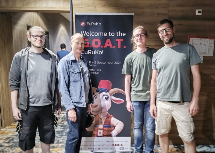 Teamfoto vor Rollup EuRuKo